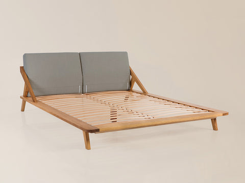 nordic space bett design bettrahmen 160x200 in eichenholz kopfteil mit polster in grauem stoff integrierter lattenrost aus buchen federleisten #160-W-180-W-200-W